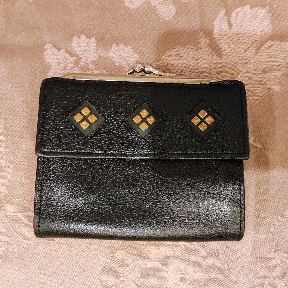 Amity Kid Skin, Vintage Fold Wallet, Used